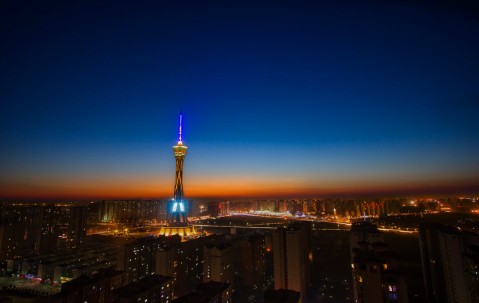 怀孕初期腋下一按就疼