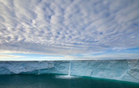 孕妇奶粉上面有一层油