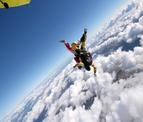 怀孕初期大腿沟两侧疼